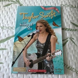 Old Taylor Swift book